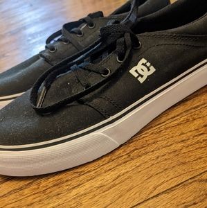 Black DC Men's Size 9 Shoes